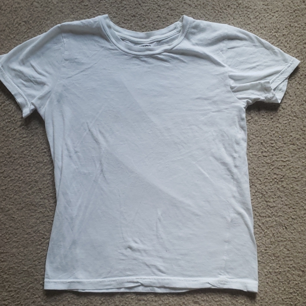 Plain Scoop-Neck Tee